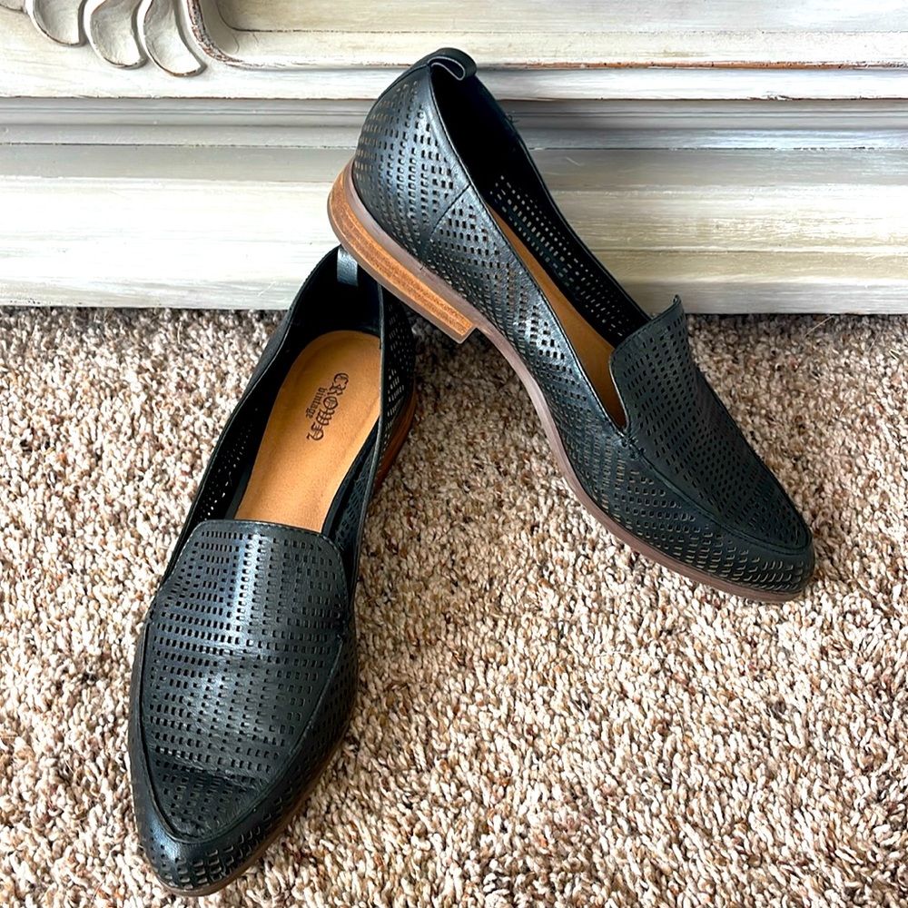 Women’s crown vintage loafers